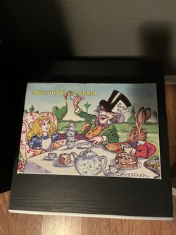 Alice In Wonderland Teacups