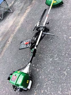 4 cycle weed eater new with attachments