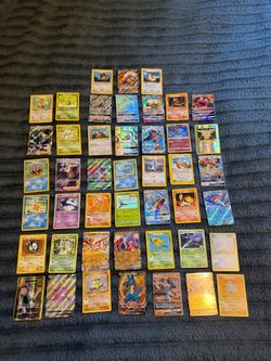 Pokémon Trading Cards Mixed Lot 40+
