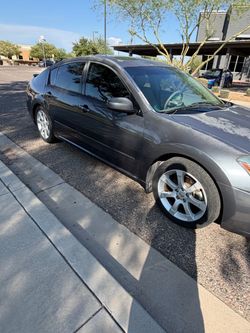 NISSAN Maxima