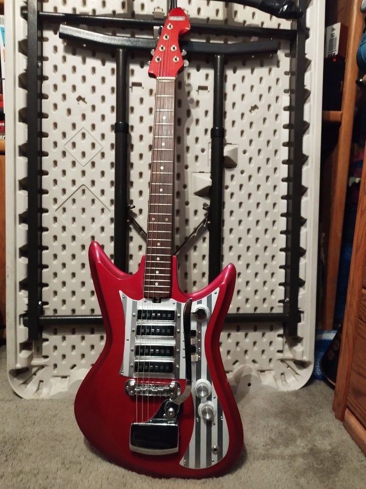 Silvertone Teisco "Shark Fin" 1960s electric guitar