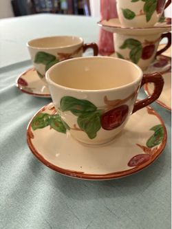 Franciscan Apple 18 pcs. vintage dishes.