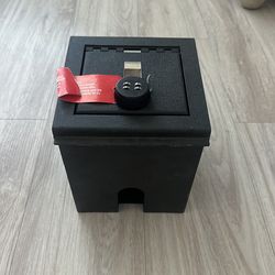 Tacoma Console Vault