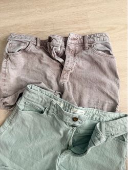 Size 8 shorts universal thread