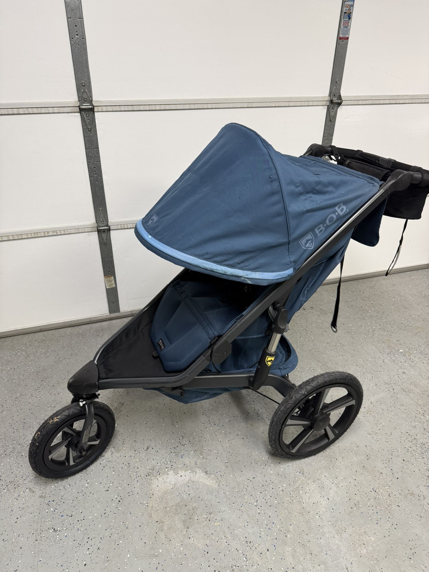 BOB Gear Alterrain Pro All-Weather Jogging Stroller