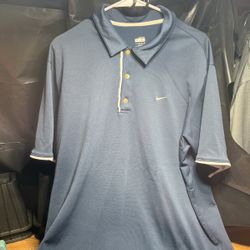 Men’s Nike, dry fit polo; extra large
