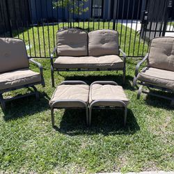 Patio Set With Cushions