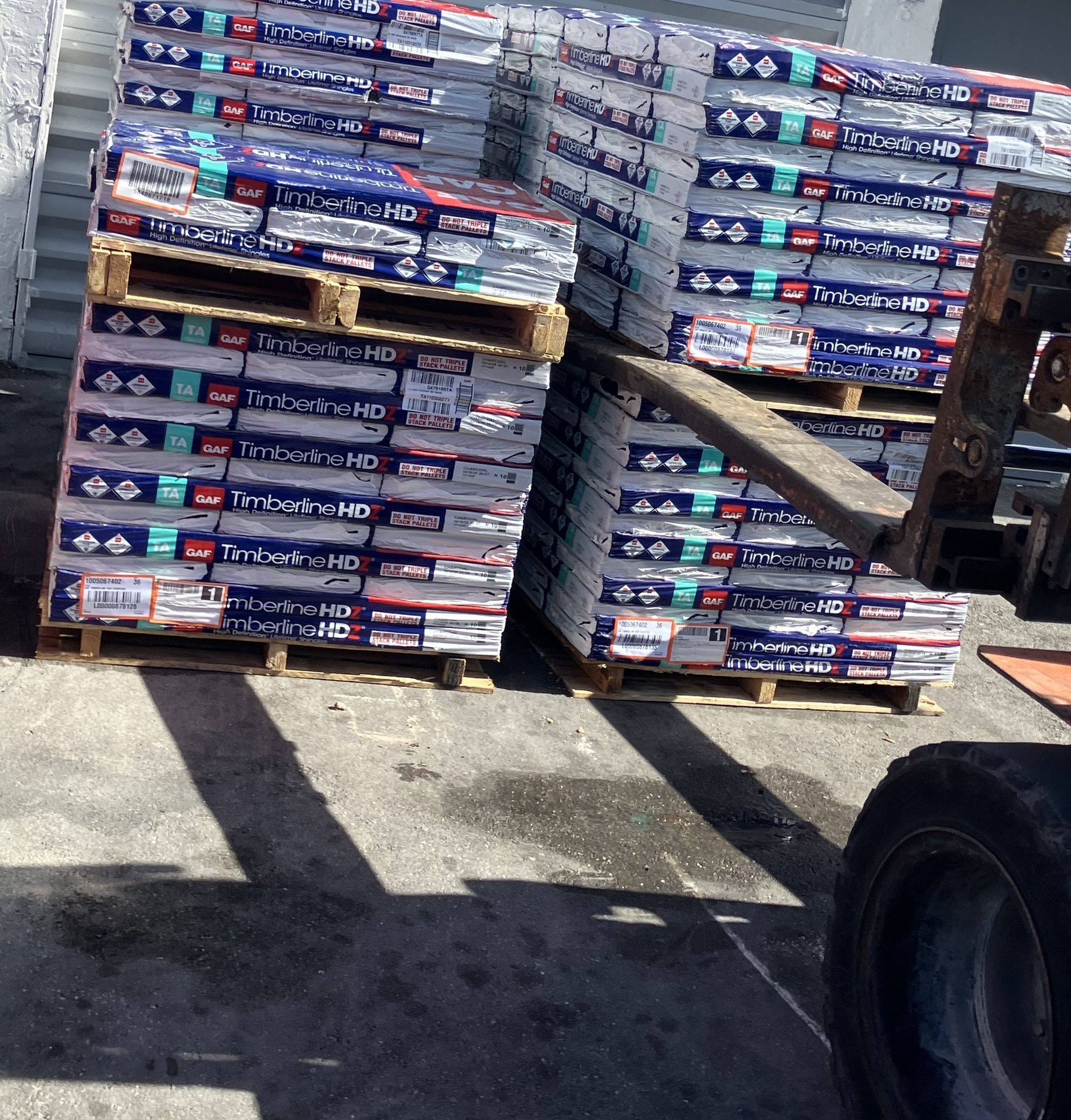 Charcoal Dimensional Shingles