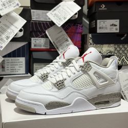 Air Jordan 4 Oreo