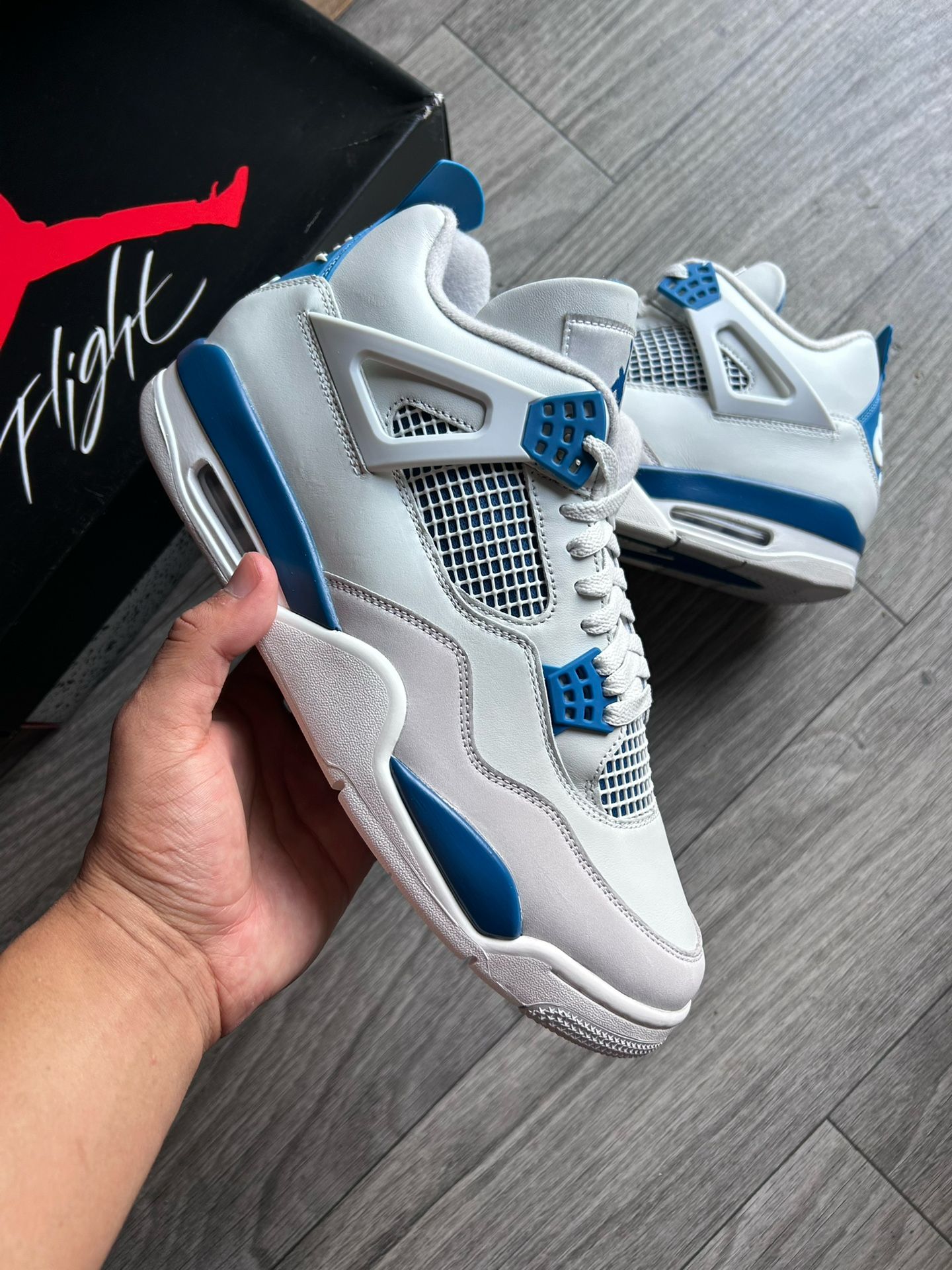 Jordan 4 Military Blue