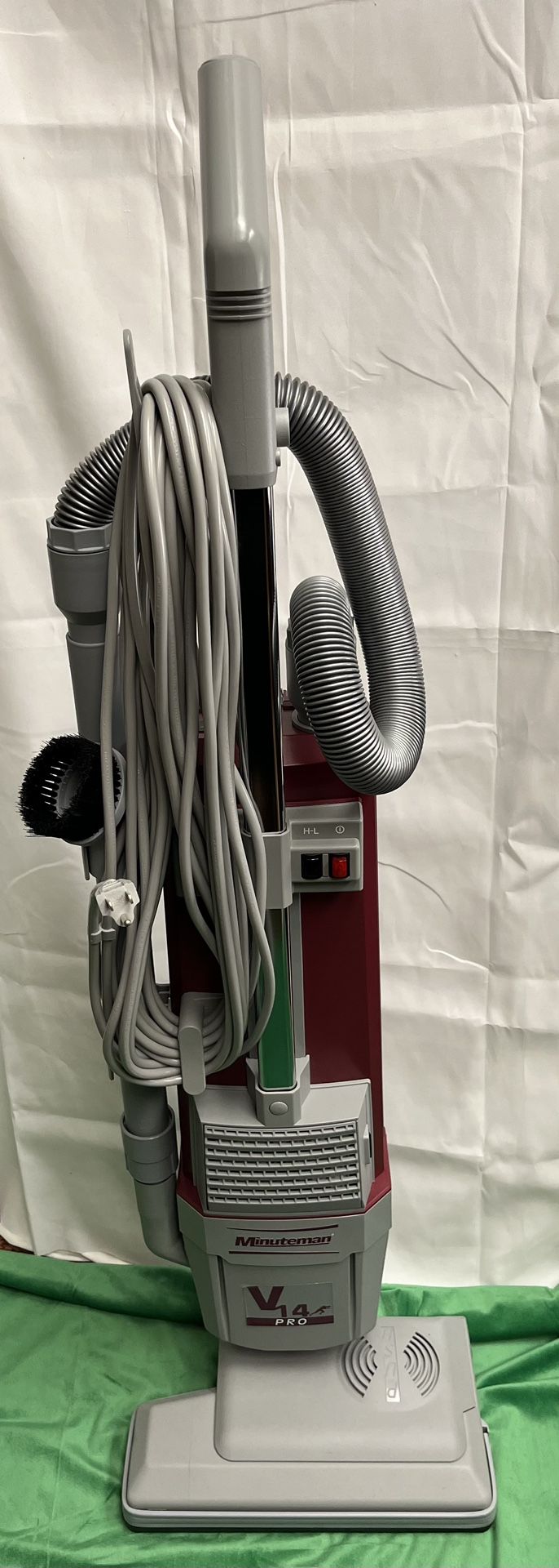 Minuteman V14 Pro