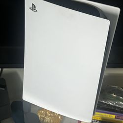 PlayStation 5 Barley Used. Like New . 