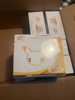 Pokémon TCG 30th Celebration Elite Trainer Box