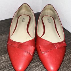 Used Good Mia Red Pointed Toe Flat Women’s 8.5