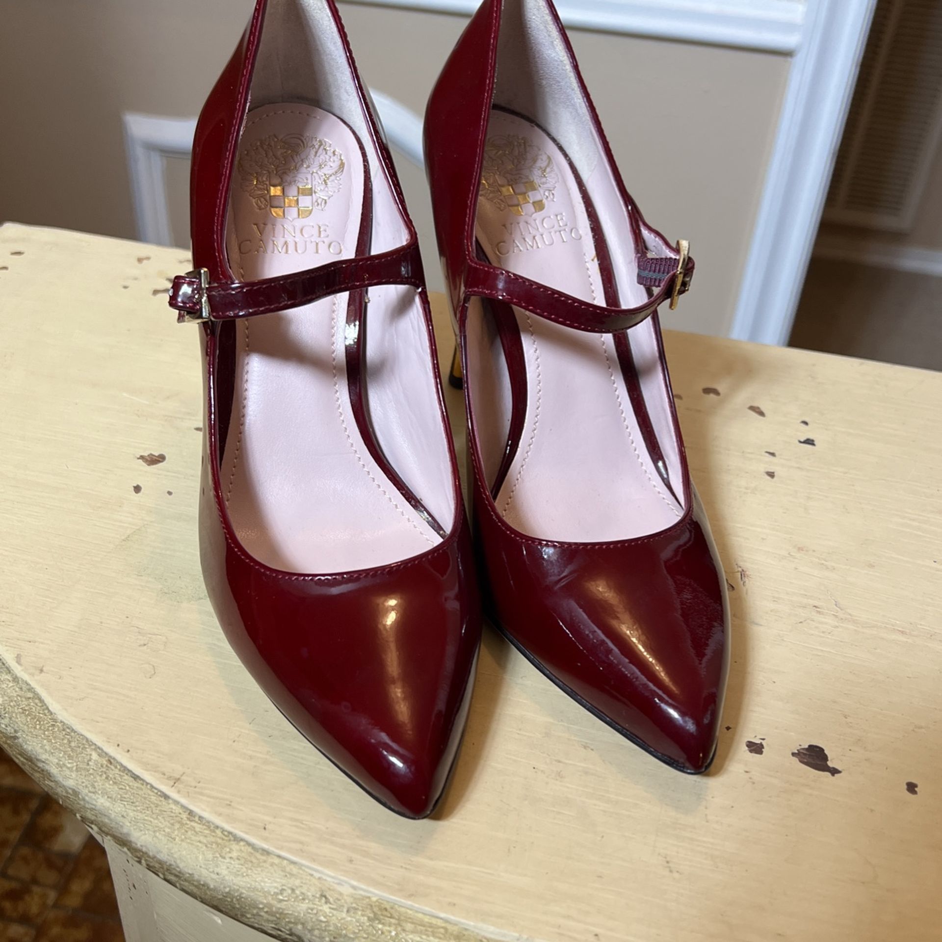 Vince Camuto red heels with strap