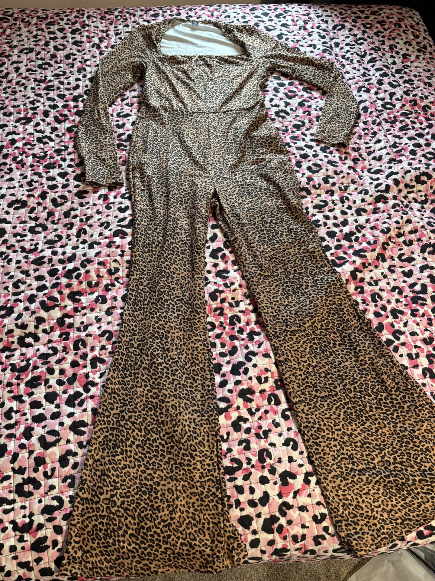 Leopard outfit