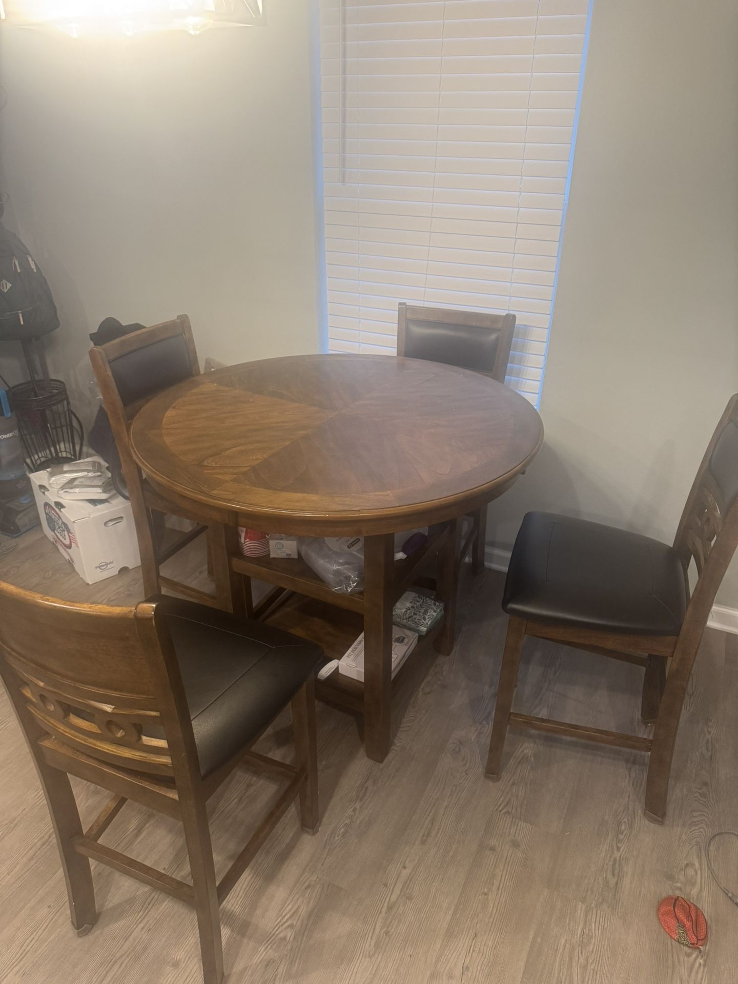 Kitchen table