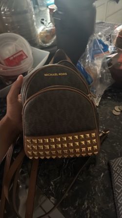 Michael kors hand bag