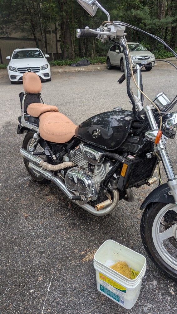1999 Honda Magna 750