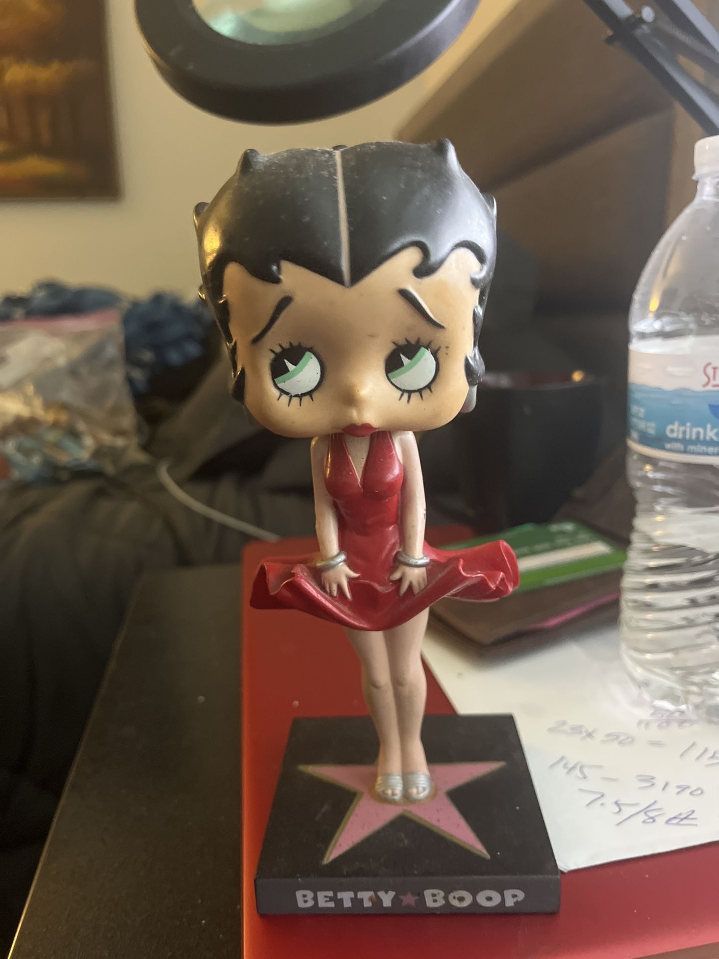 Betty Boop & Marilyn Monroe Bobblehead Figurines – Hollywood Star Bases – Set of 2