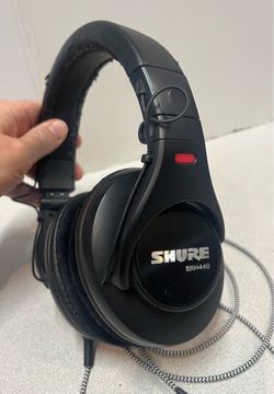 SHURE SRH440 professional, DJ wired Headphones