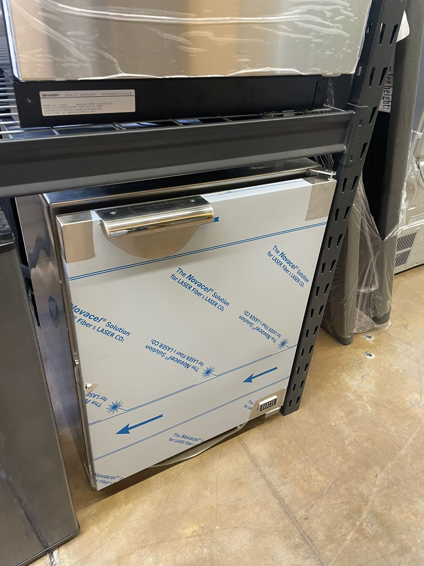 Outdoor refrigerator DCS stainless steel 24 inch wide