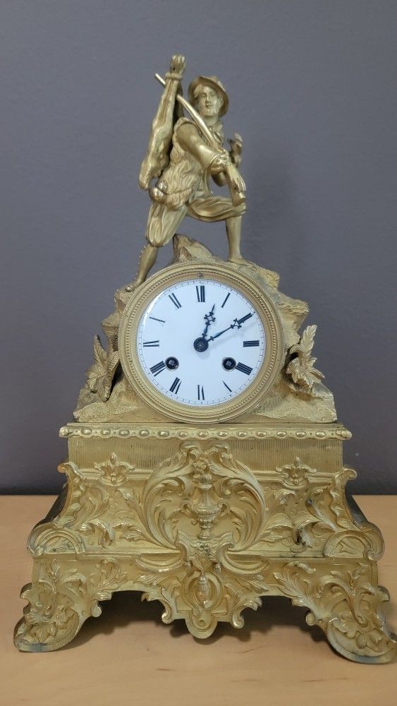 Antique French gilt Bronze Mantel Clock