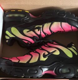 Nike Air Max Plus size 2.5Y $60 or best offer