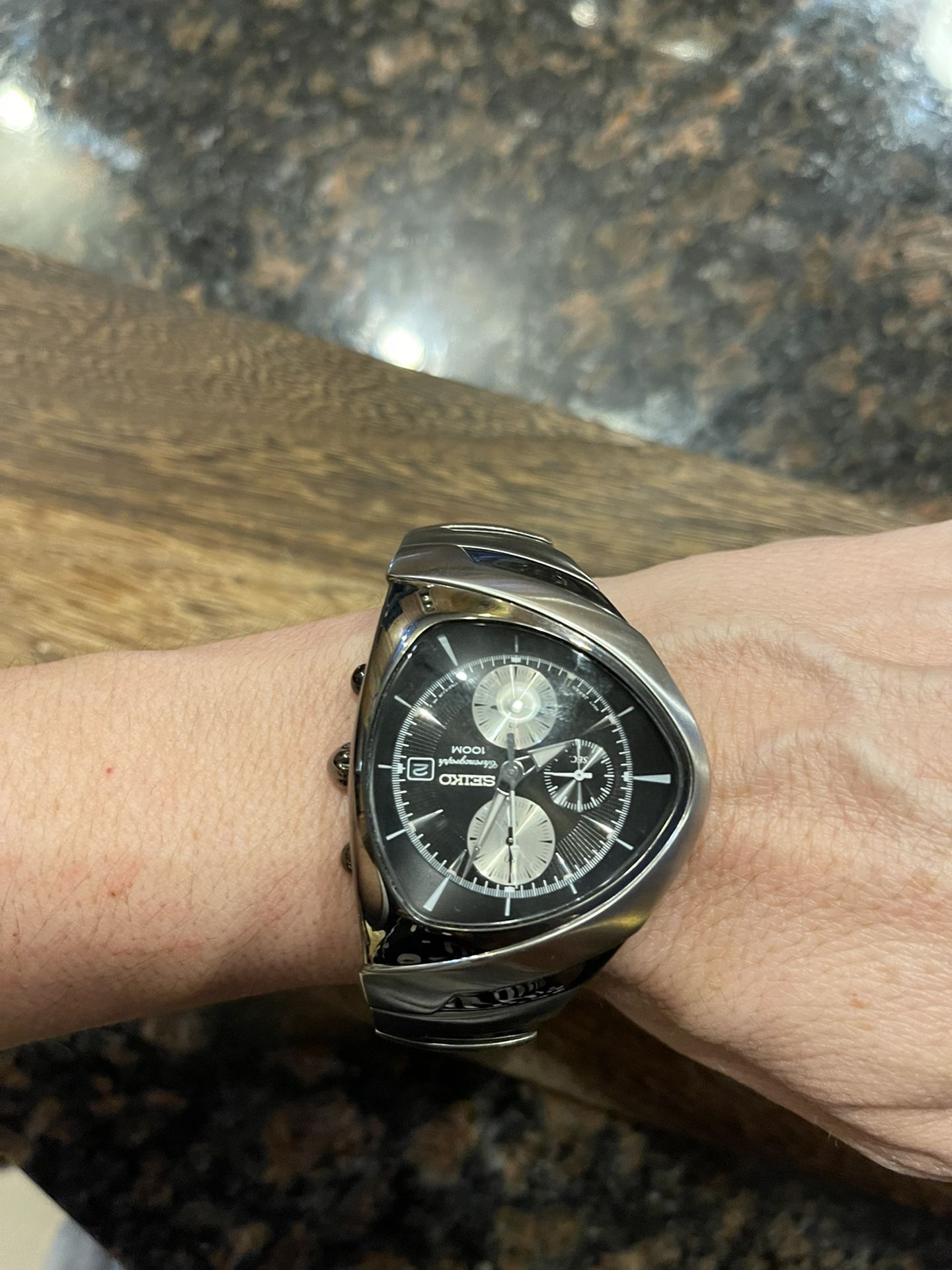 Seiko Watch Needs Battery for Sale in Joliet, IL - OfferUp