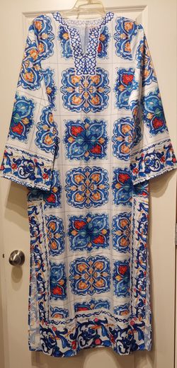 NEW FLORAL MAXI DRESS ( SIZE XLARGE )