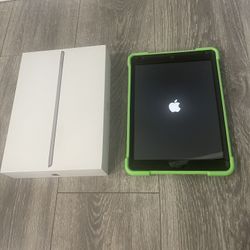 Apple iPad 8th Generation 