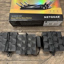 Netgear Wifi Router and Extenders 