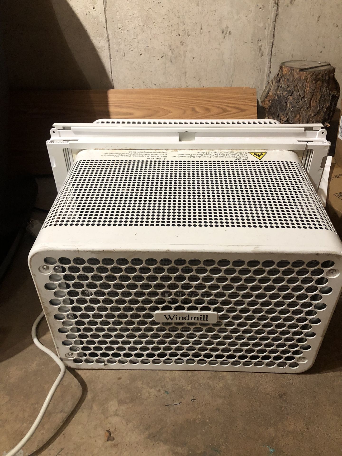 Windmill Window AC