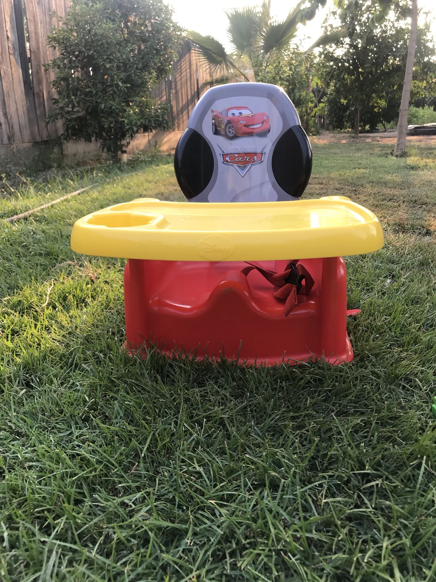 High chair seat and lawn chair!!