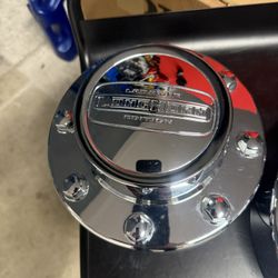 Ram 3500 Laramie Longhorn Center caps 