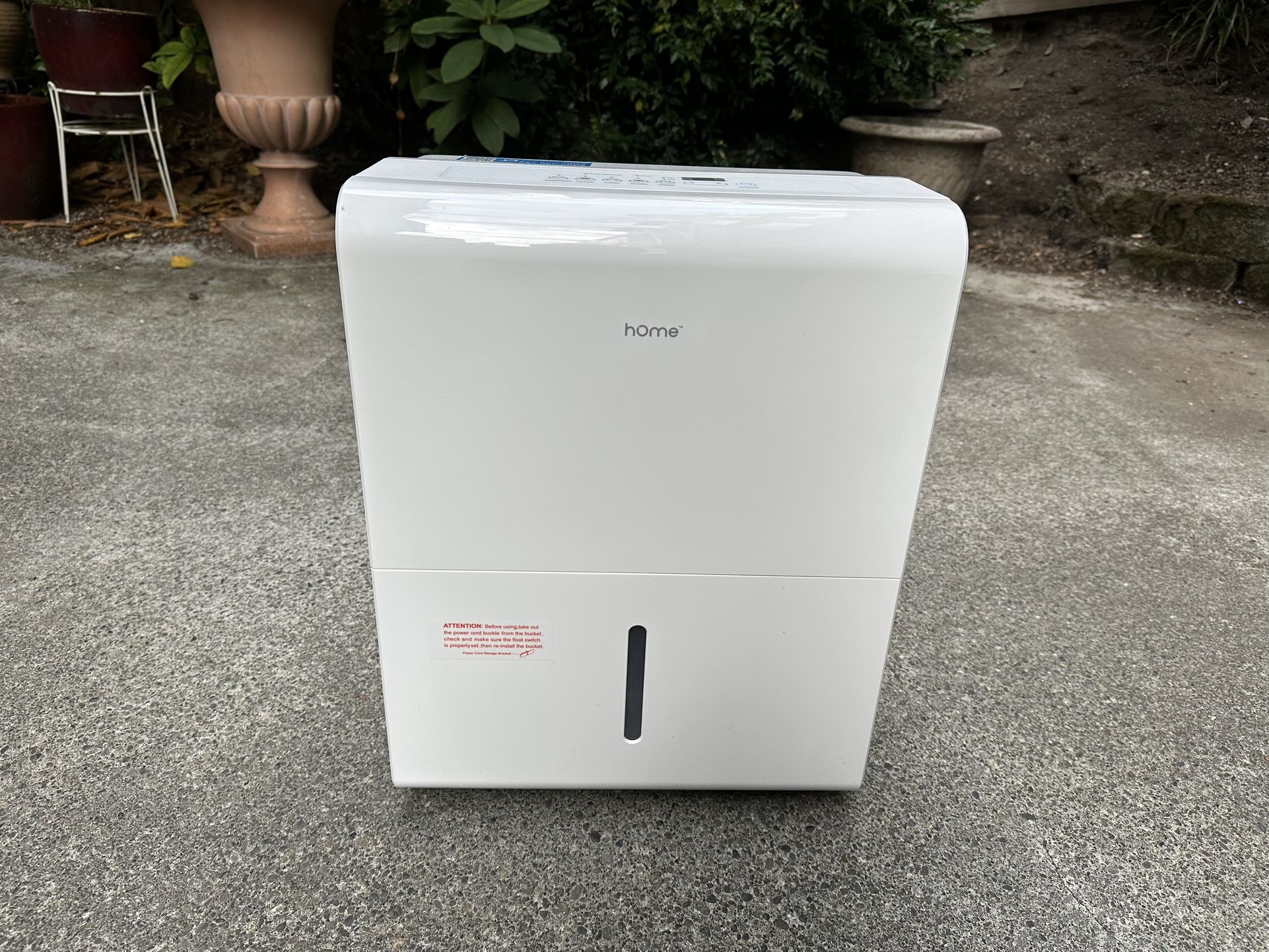 hOmeLabs 8 Pint Dehumidifier for up to 1,500 Sq Ft Rooms