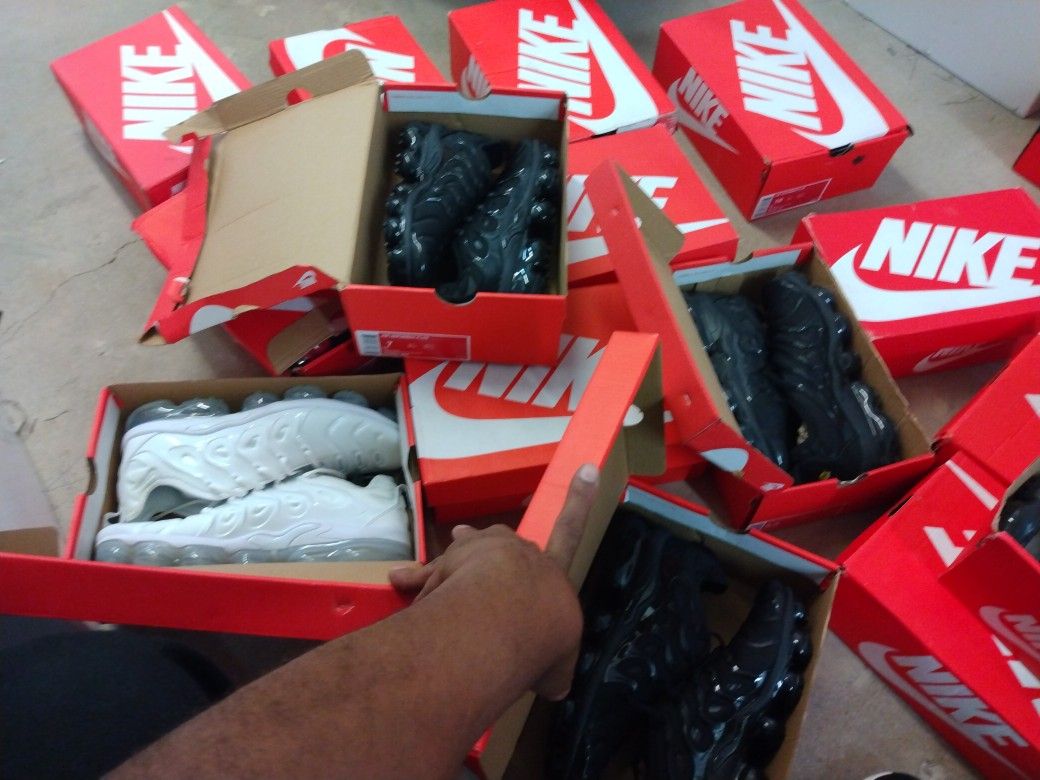 Red, Black,N White Vapormax Plus Allllll Adult Sizes