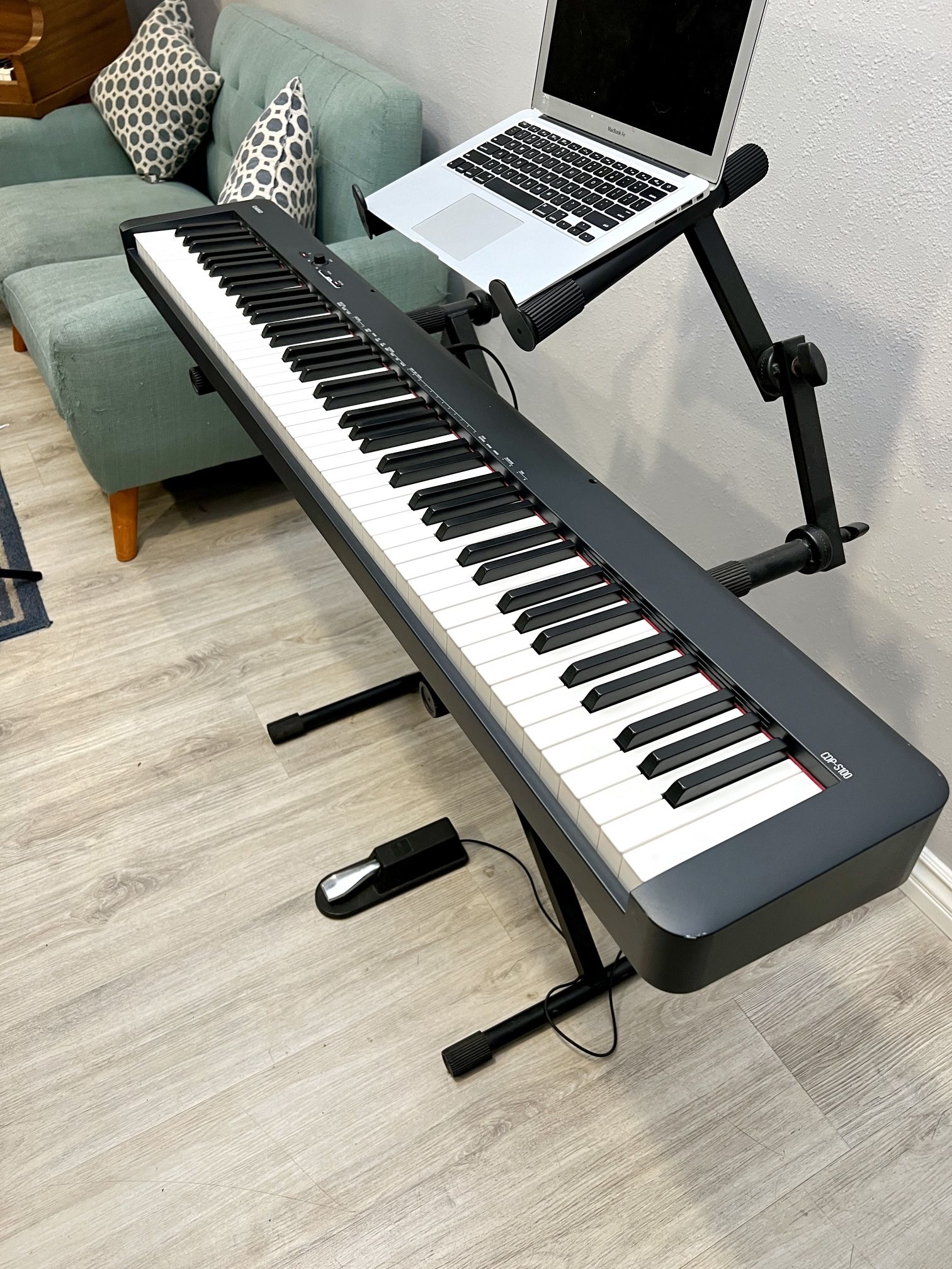 Casio CDP-S100 Keyboard Piano