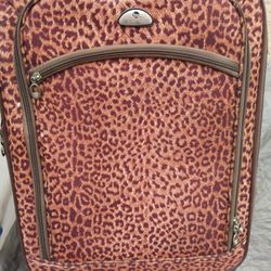 American Flyer

American Flyer Animal Print 21" Spinner Luggage