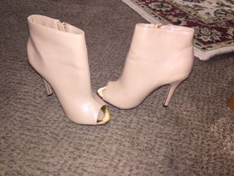 Tan heels