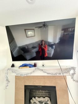 Hisense 65in Smart Tv