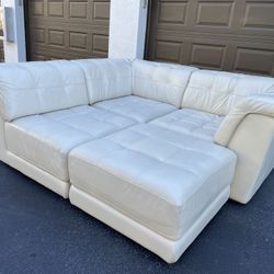 🛋️ Sectional Sofa/Couch - Modular - Off White - Delivery Available 🚛