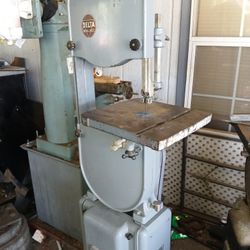 Wood Metal Delta On Decco