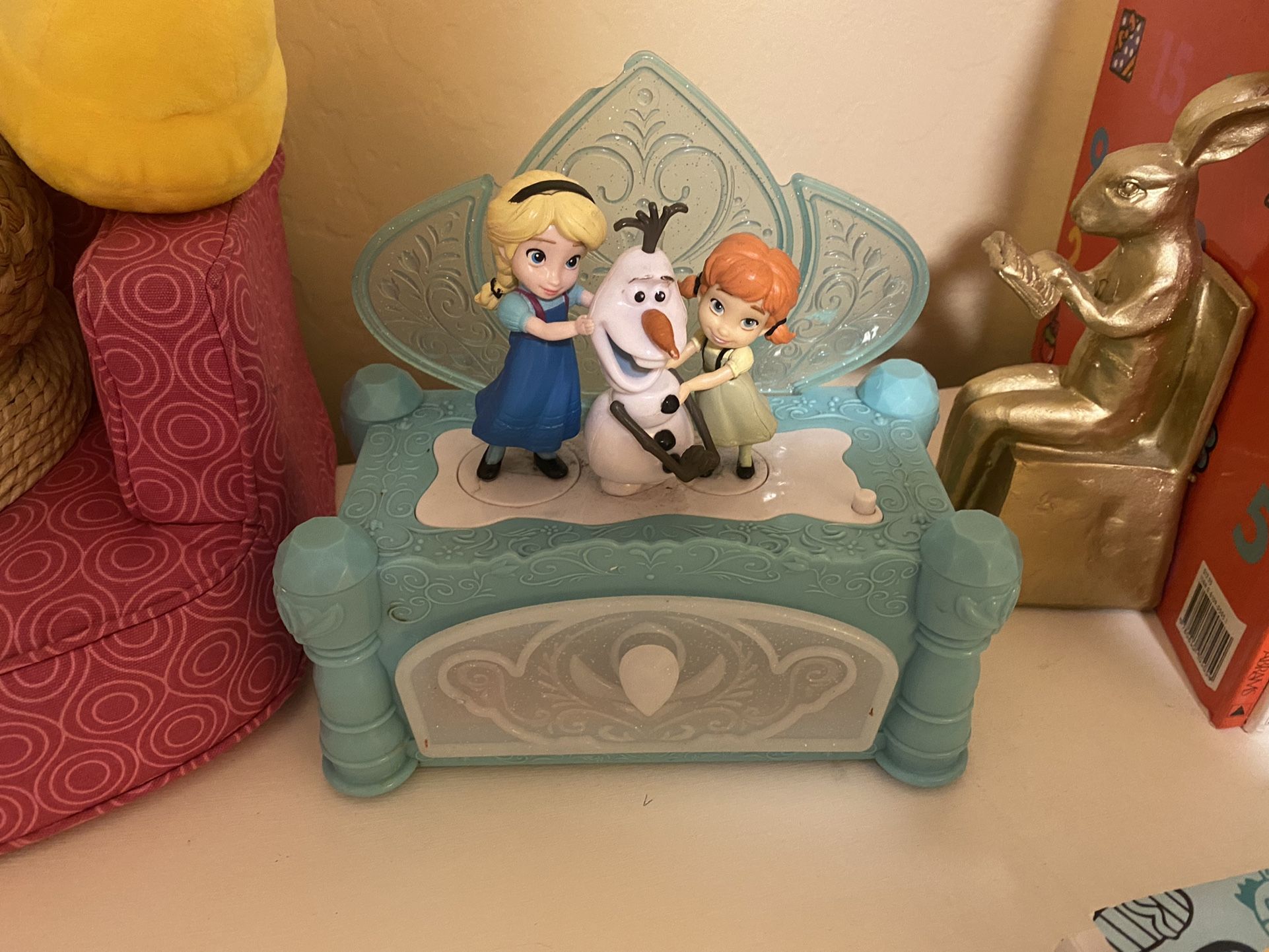 Frozen Anna Elsa Olaf Musical Jewelry Box 