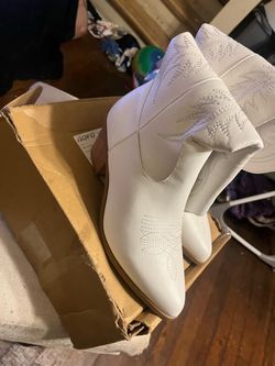 White Western Cowboy Ankle Boots