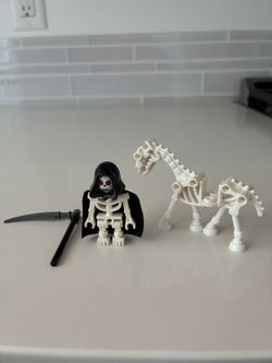 Lego Castle Fantasy Era Skeleton Reaper Warrior Minifigure & Skeleton Horse 2008-2009