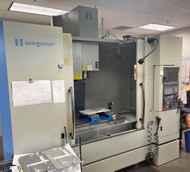 Nice hardinge bridgeport cnc mill machining center 2011