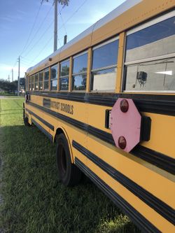 1998 international school bus. Asking $3800