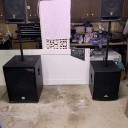 Dj Yamaha PA System Speakers With Subwoofers 