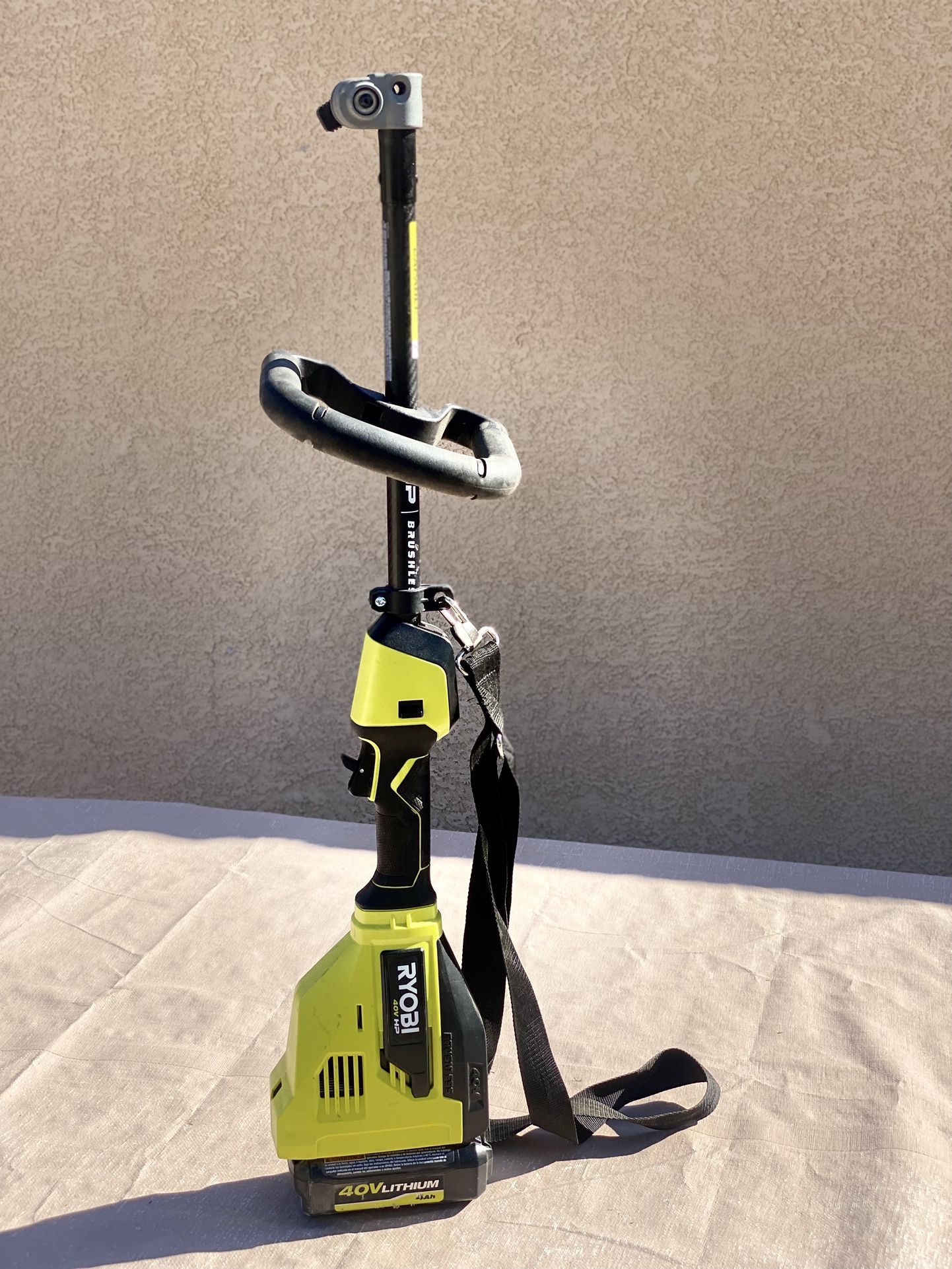 RYOBI 40V HP Brushless 16 in. Cordless Carbon Fiber Shaft Attachment